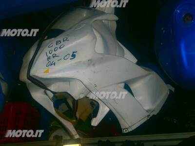 CARENE IN VTR PER HONDA CBR 1000 RR 04-05 CBR 1000 RR 04-05