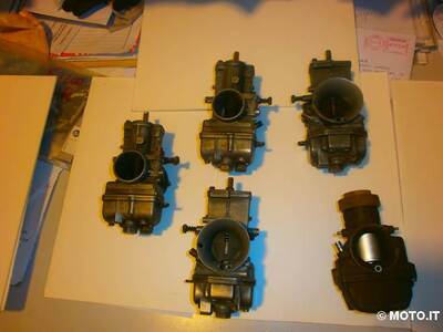 CARBURATORI ANNI FINE 70 PRIMI 80 X MOTO DA CORSA MIKUNI CARBURATORI RACING MIKUNI