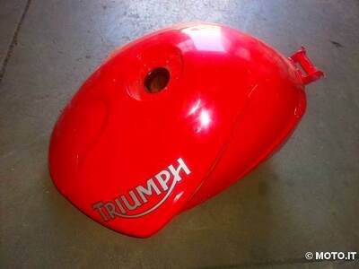 serbatoio triuph daytona 675 Triumph daytona 675