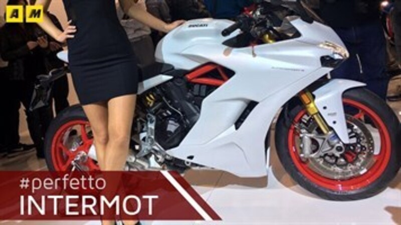 Ducati 939 SuperSport 2017 ad Intermot 2016: il video