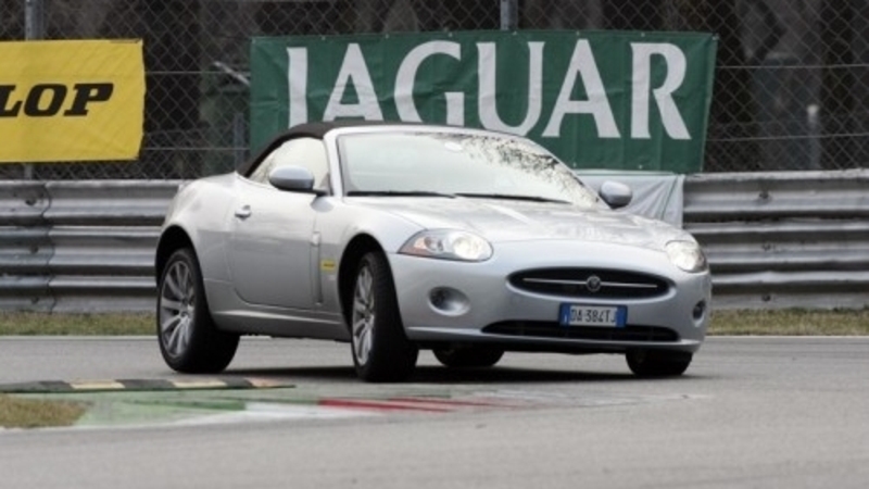 Dunlop per la Jaguar XK