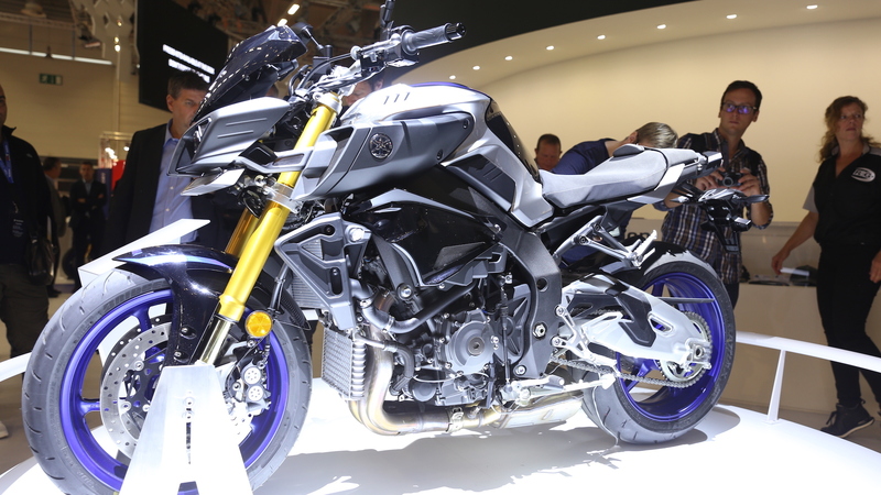 Yamaha MT-10SP  2017 a Intermot 2016: foto e dati