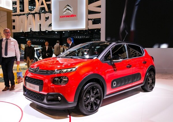 Citroen C3 vs Kia Rio: il confronto al Salone di Parigi [Video]