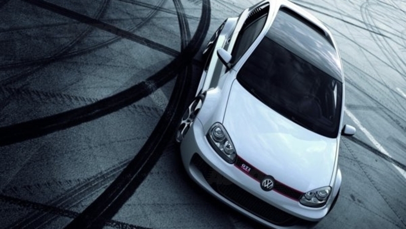 Volkswagen Golf GTI W12 650