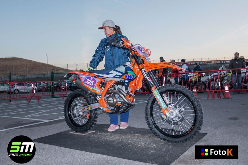 Laia Sanz al parco chiuso