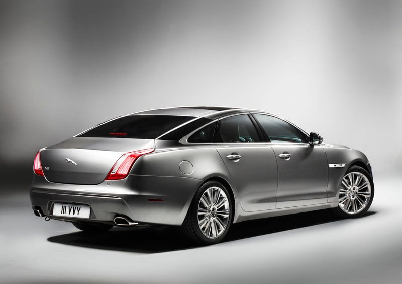 Jaguar XJ (2009-20) (30)