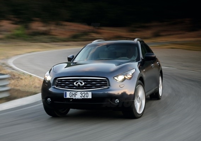 Infiniti FX50 e FX37