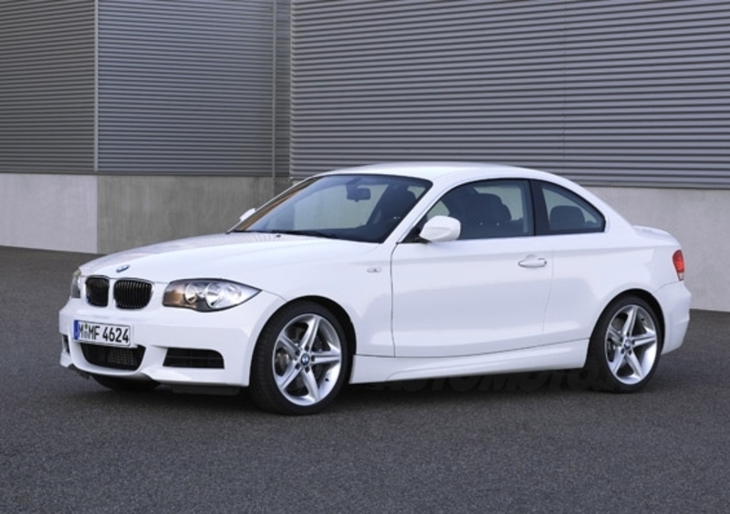 BMW 135i Coup&egrave; e Cabrio 2010: nuovo motore