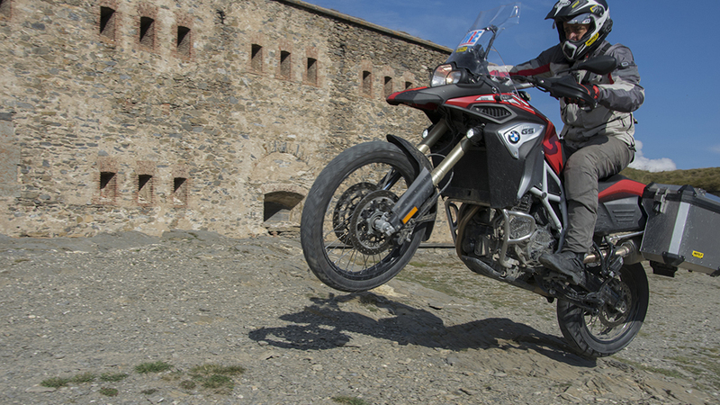 BMW F800GS Adventure 2017: meno vibrazioni, pi&ugrave; verve