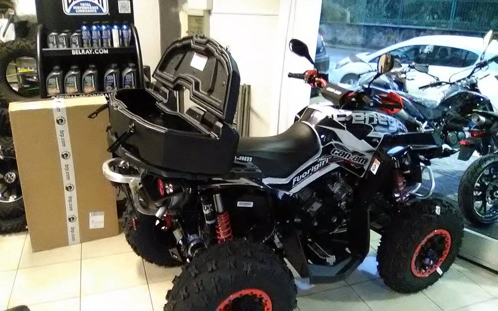 BAULE CAN AM RIGIDO (2)