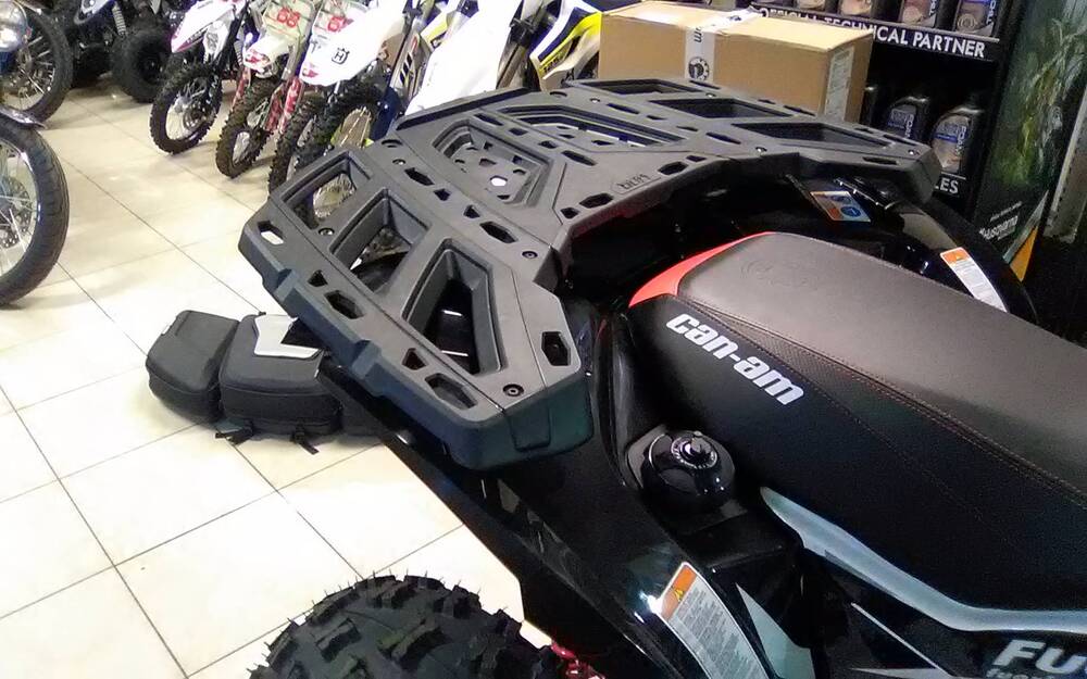 PORTA PACCHI CAN AM X REN (2)