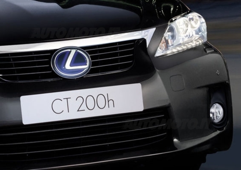 Lexus CT200h