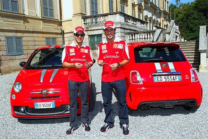 Consegnate le Abarth 695 &ldquo;Tributo Ferrari&rdquo; a Massa e Alonso