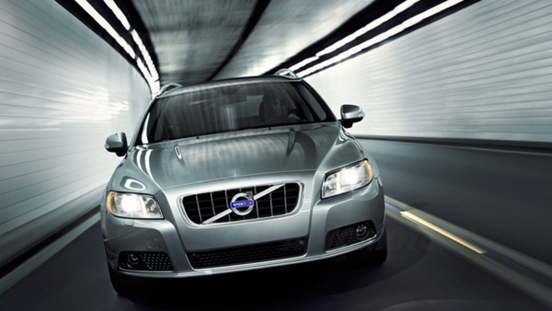 Volvo V70: in arrivo T4 e T5