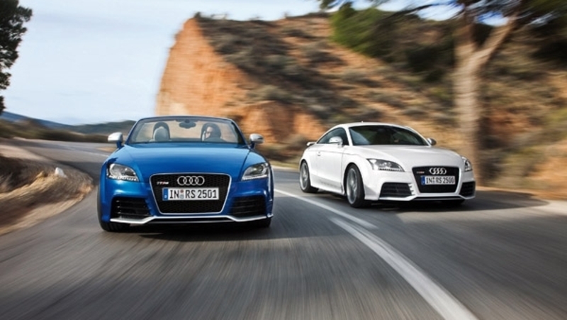 Audi: arriva la TT RS S Tronic a sette rapporti