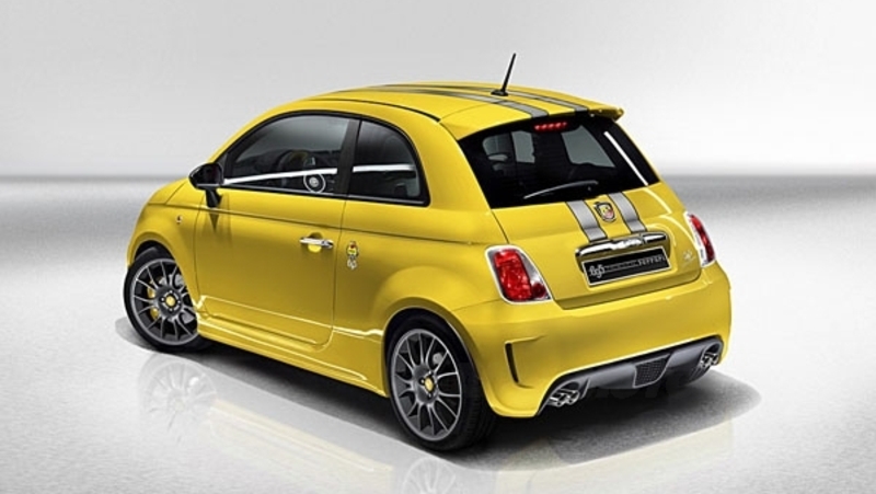 Abarth 695 Tributo Ferrari: eccola in Giallo Modena