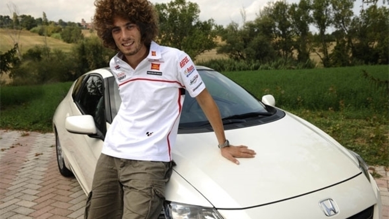 Marco Simoncelli su Honda CR-Z