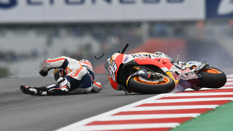 MotoGP. Il "mistero" delle cadute