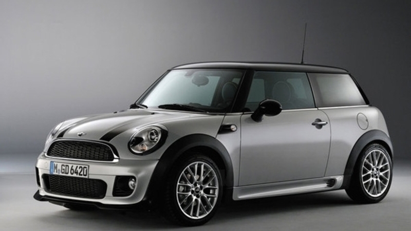 Mini e Mini Cabrio: ecco il kit JCW per tutti i motori