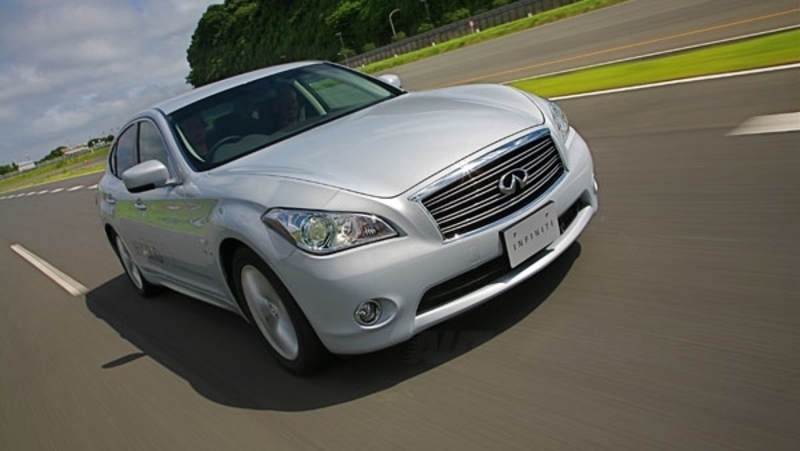 Infiniti M35h: ecco i prezzi per l&#039;Italia