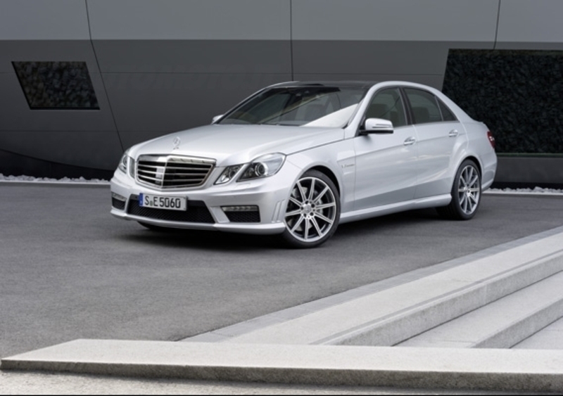 Mercedes Classe E 63 AMG: nuovo V8 biturbo