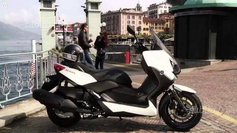 Yamaha X-Max 400 ABS (2013 - 16) (4)