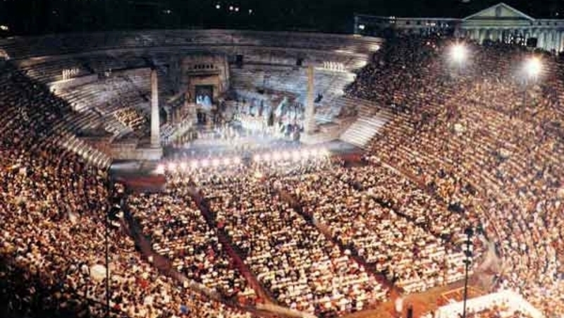 Volkswagen tra le stelle dell&rsquo;Arena di Verona