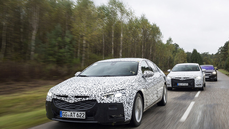 Nuova Opel Insignia 2017, l&#039;abbiamo provata in anteprima. Ecco come cambia e come va