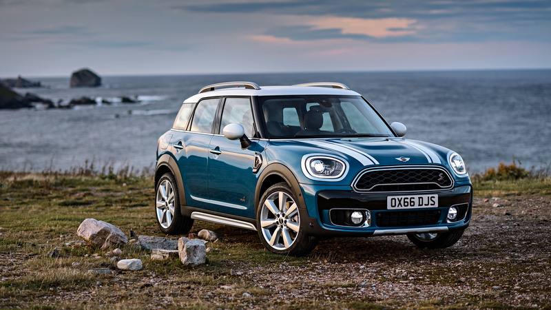 Nuova Mini Countryman 2017, anche plug-in