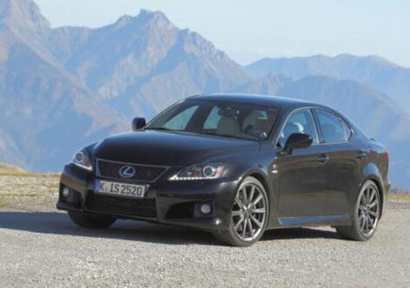 Lexus IS F M.Y. 2012