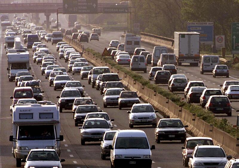 Limiti sempre pi&ugrave; bassi di CO2: chi realmente spinge e perch&eacute;