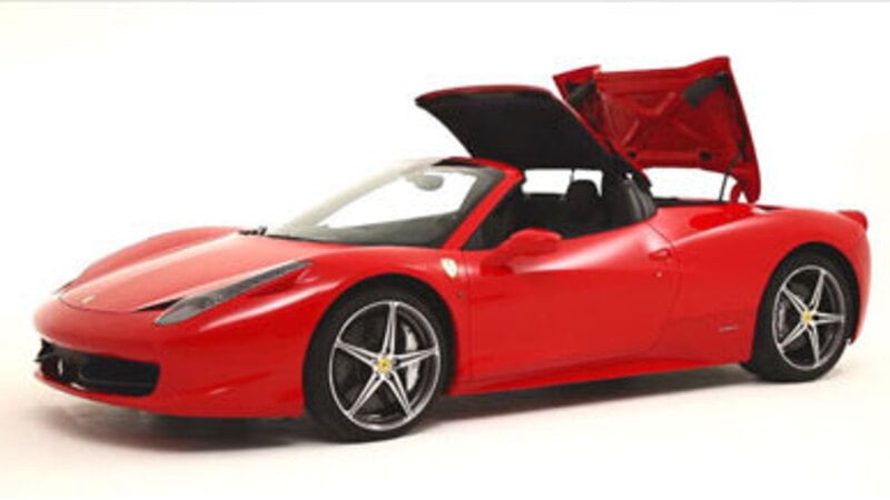 Ferrari 458 Spider: come si apre il tetto in alluminio