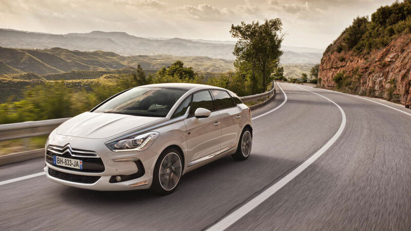 Citroen DS5: nuove foto ufficiali in vista del debutto
