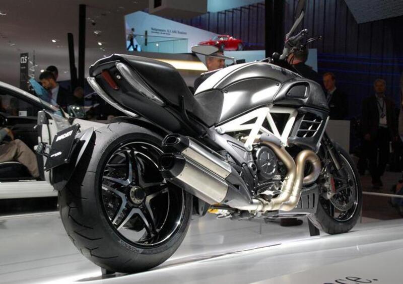 IAA 2011 live: Ducati Diavel AMG Special Edition