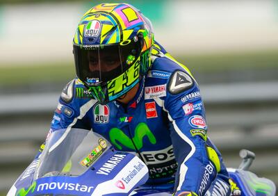 MotoGP. Rossi: “Asciutto o bagnato sì, flag to flag no”