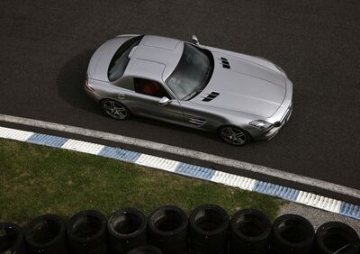 Mercedes-Benz SLS AMG: al vaglio la GT3 stradale e la Black Series