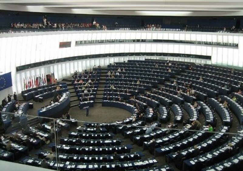 Unione Europea: no ai sostegni nazionali all&#039;auto