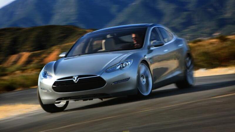 Tesla Model S: presentata a 2.000 clienti