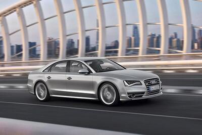 Audi S8: arriver&agrave; nell&rsquo;estate 2012