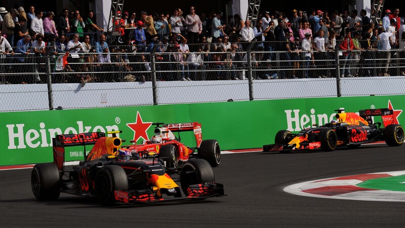 F1, GP Messico 2016: Vettel penalizzato, podio a Ricciardo