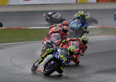 VIDEO. I momenti più spettacolari del GP di Sepang