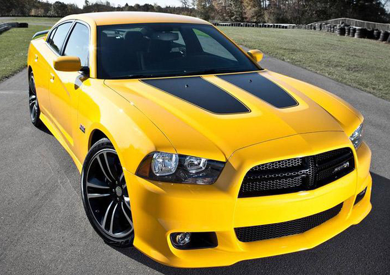 Dodge Charger SRT8 Super Bee