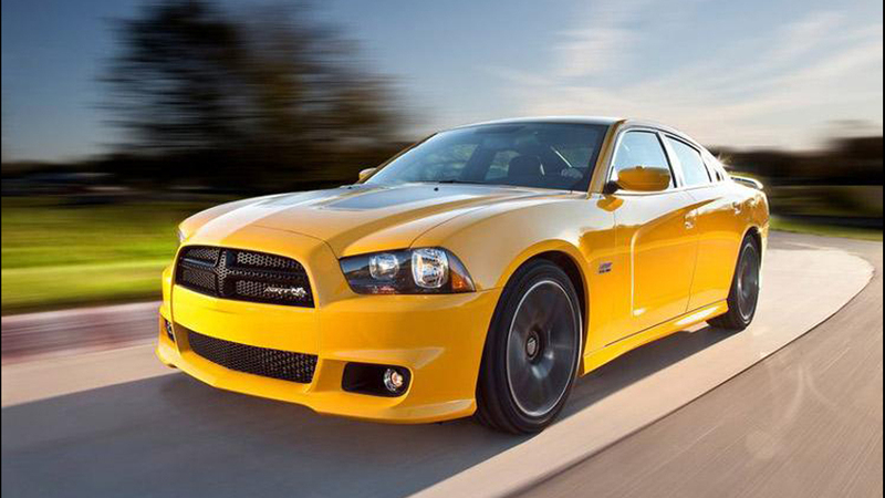 Dodge Charger SRT8 Super Bee