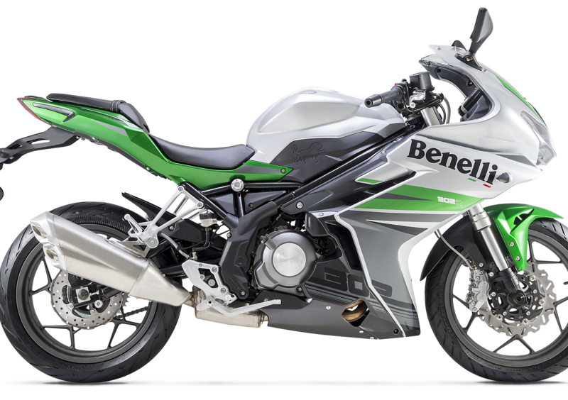 Benelli BN 302 BN 302 R (2017 - 20) (8)