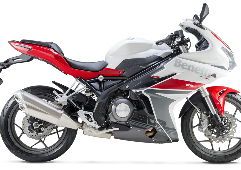 Benelli BN 302 BN 302 R (2017 - 20) (2)