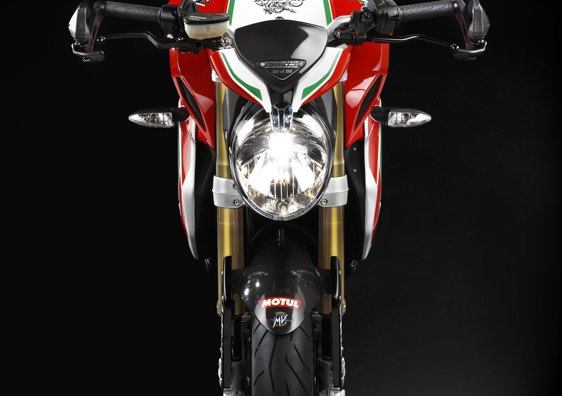 MV Agusta Dragster 800 Dragster 800 RR RC (2016 - 17) (10)