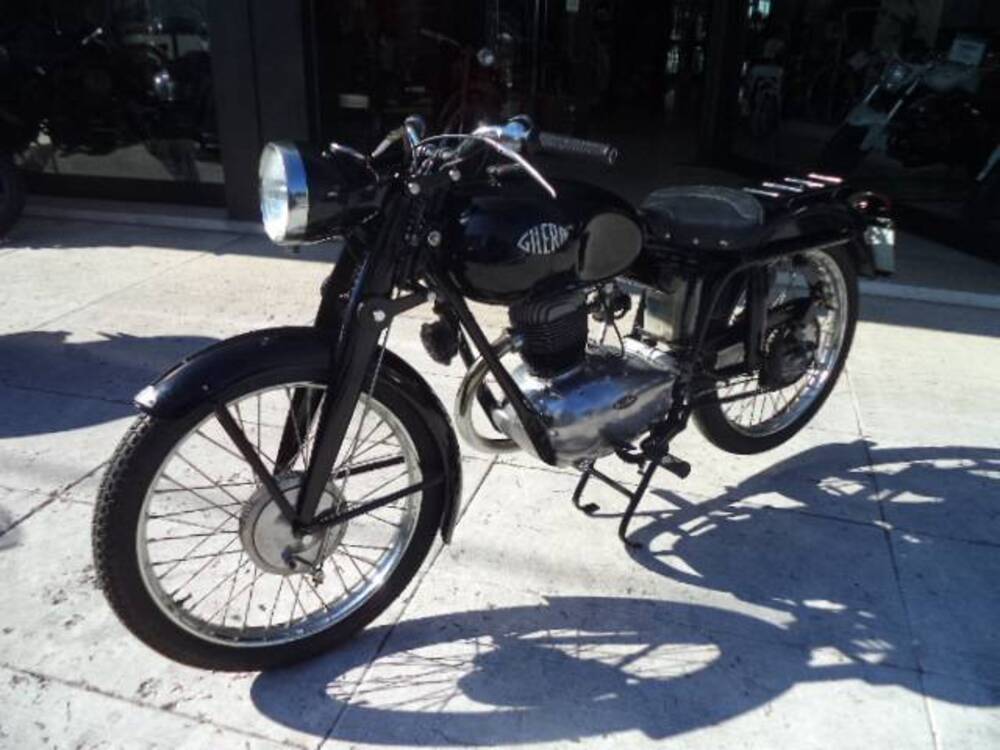 Gilera 150 PARALLELOGRAMMA (5)