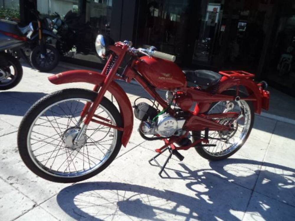 Moto Guzzi CARDELLINO 75 (5)