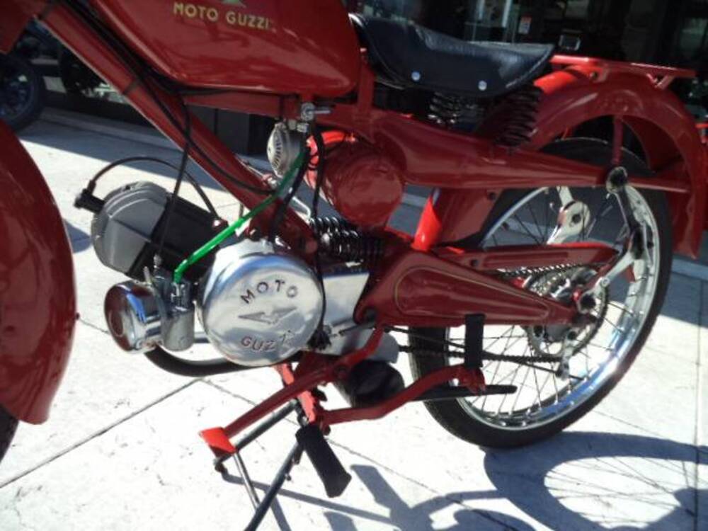 Moto Guzzi CARDELLINO 75 (8)