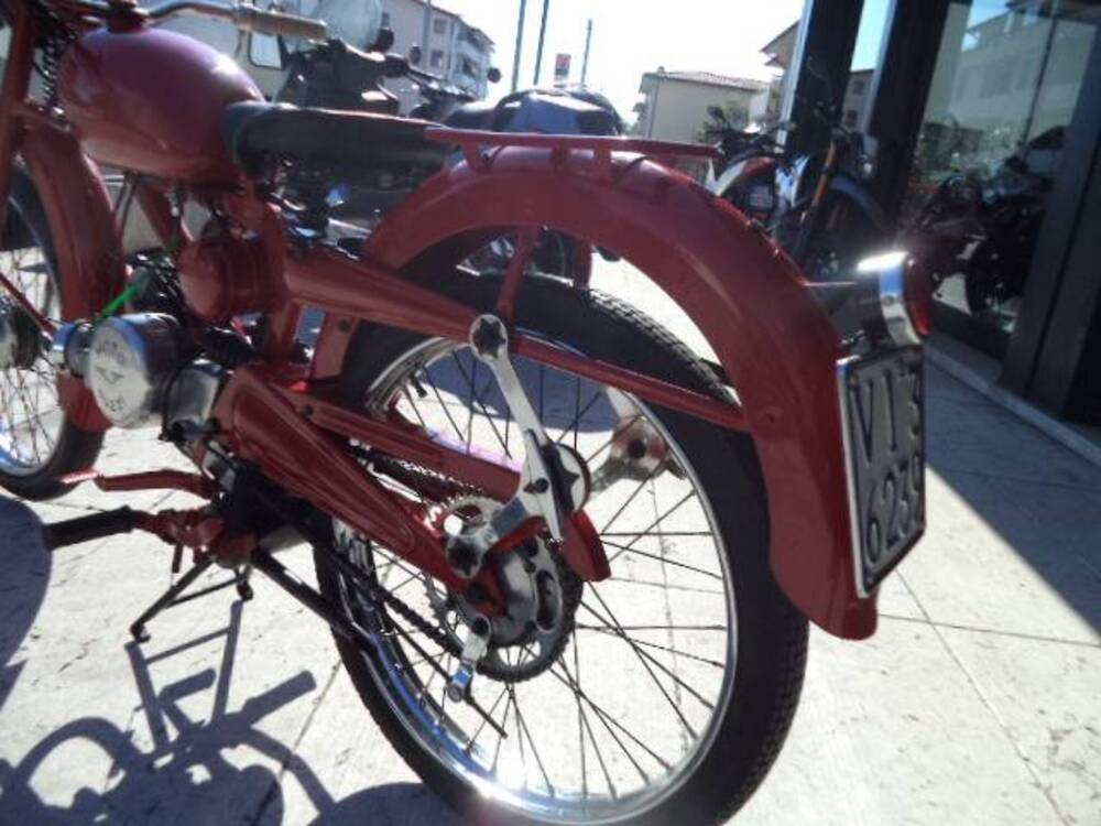 Moto Guzzi CARDELLINO 75 (11)